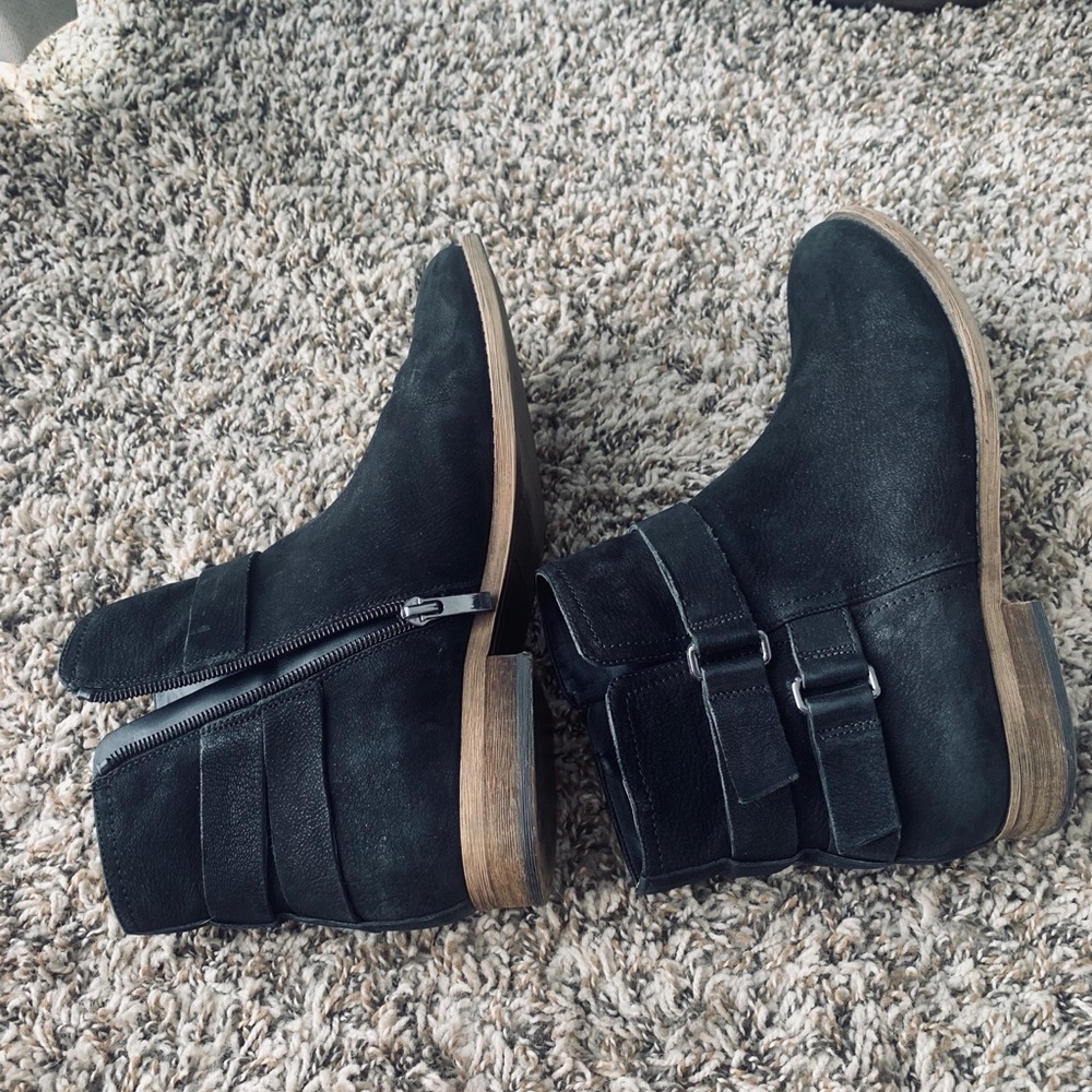 Franco Sarto Black Leather Booties Sz 8